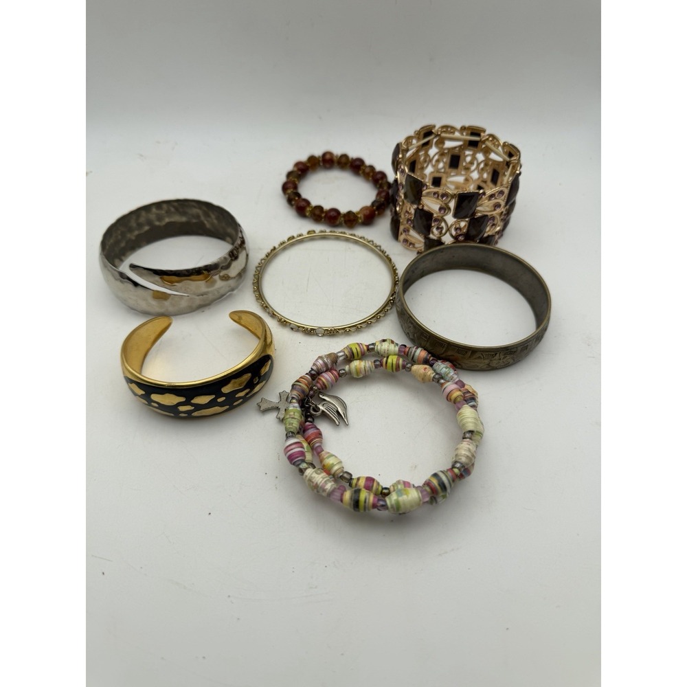 Mixed Costume Jewelry Bracelet Lot Bangles Cuffs Beaded Stretch Rhinestone Boho
